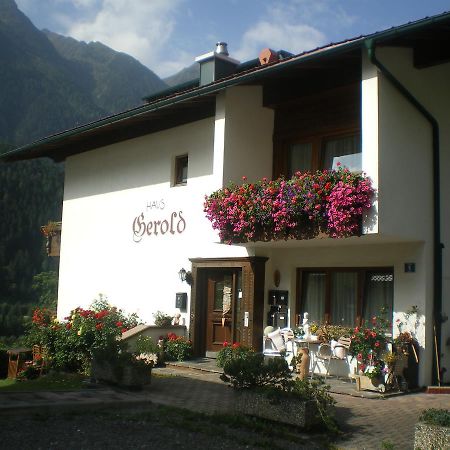 Haus Gerold Hotel Oetz Kültér fotó