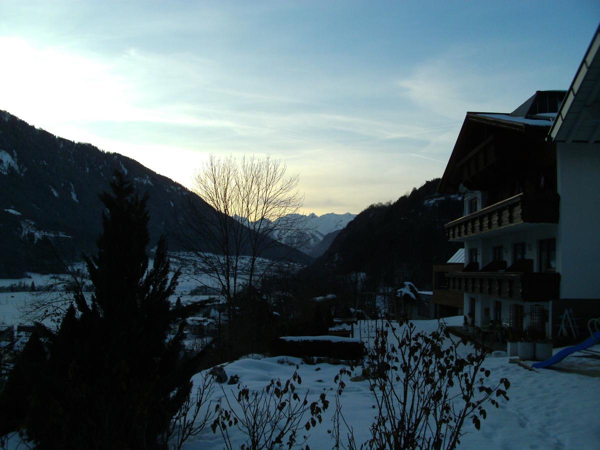 Haus Gerold Hotel Oetz Kültér fotó